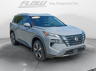 Used 2024 Nissan Rogue SL AWD/4WD video 1