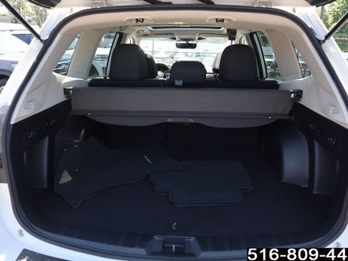 Used 2023 Subaru Forester Premium AWD/4WD image 31