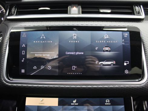 Used 2022 Land Rover Range Rover Velar S image 42
