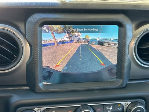 New 2023 Jeep Gladiator Sport image 16