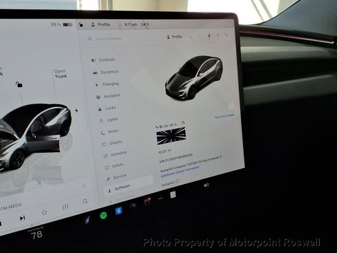 Used 2024 Tesla Model 3 Performance image 3