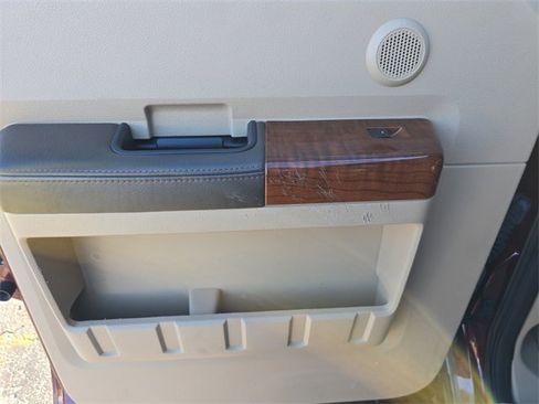 Used 2015 Ford F250 King Ranch image 10