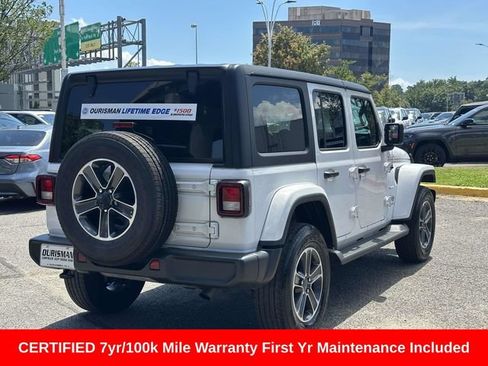 Used 2023 Jeep Wrangler Unlimited Sahara AWD/4WD image 3