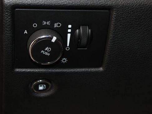 Used 2017 Jeep Grand Cherokee Summit image 34