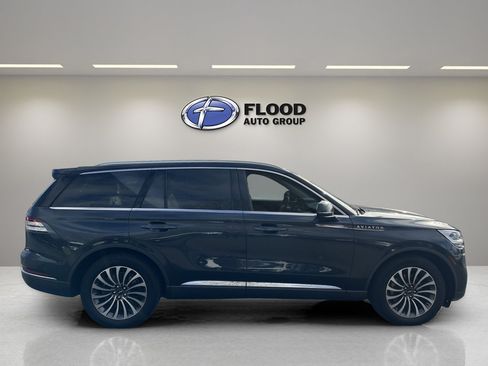 Certified 2022 Lincoln Aviator Reserve w/ Equipment Group 201A image 5