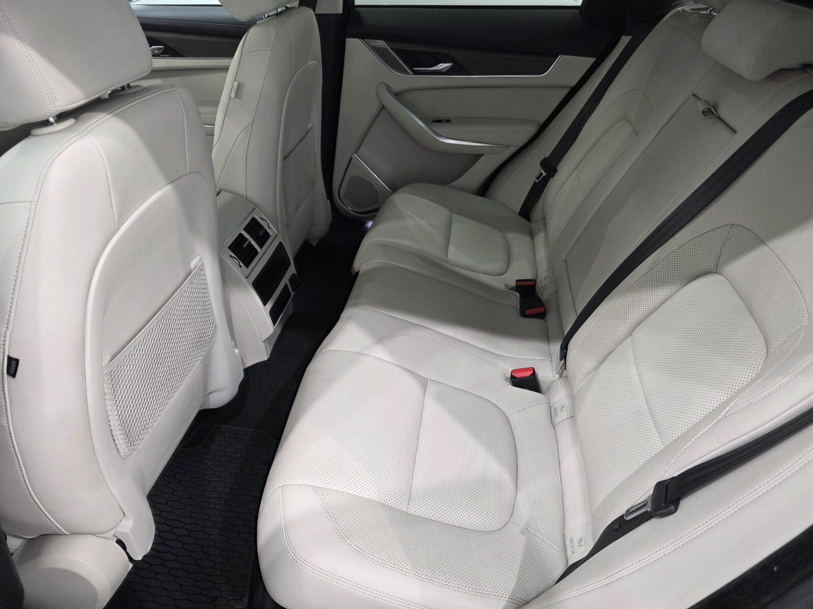 Used 2021 Jaguar F-PACE S AWD/4WD image 11