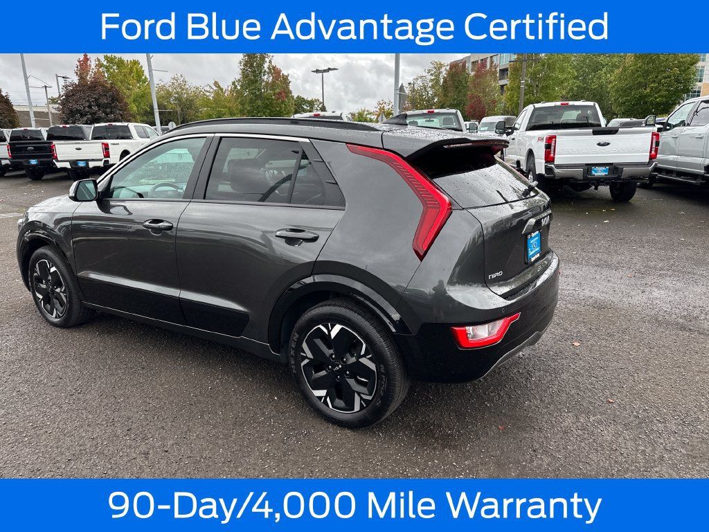 Used 2024 Kia Niro Wind w/ Wind Preserve Package FWD image 5