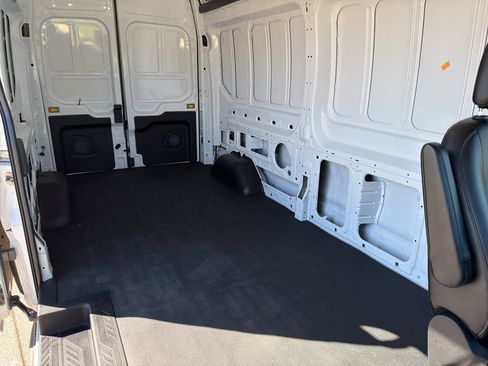 Used 2024 Ford Transit 250 148 High Roof RWD image 22