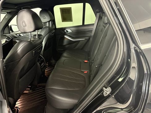 Used 2023 BMW X5 xDrive40i AWD/4WD image 30