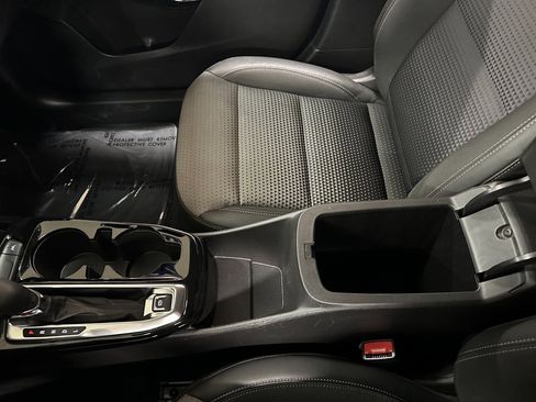 Used 2024 Chevrolet Trax LT image 28