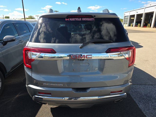 Used 2021 GMC Acadia Denali w/ Denali Technology Package FWD image 3