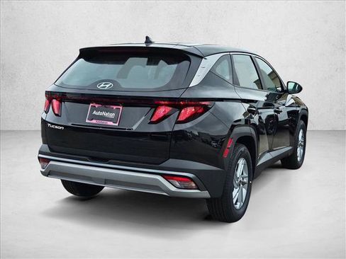 New 2026 Hyundai Tucson SE FWD image 2