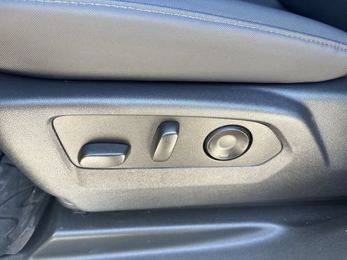 Used 2025 GMC Hummer EV 2X AWD/4WD image 15