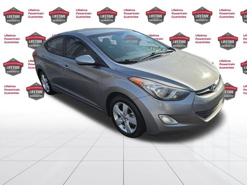 Used 2013 Hyundai Elantra GLS w/ Preferred Pkg image 6