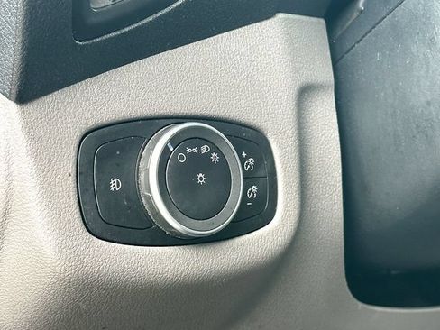 Used 2022 Ford Transit Connect XL FWD image 30