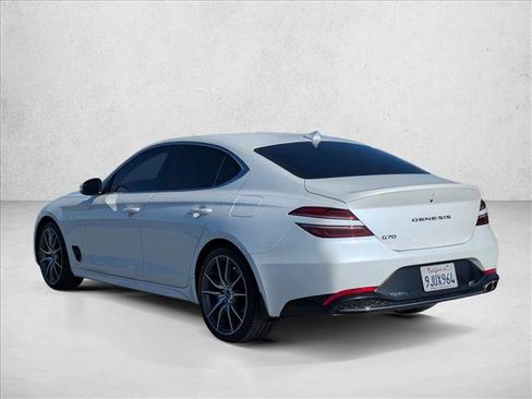 Used 2023 Genesis G70 2.0T RWD image 8