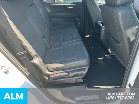 Used 2025 Chevrolet Tahoe LT AWD/4WD image 17