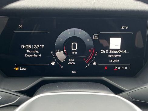 New 2026 GMC Acadia Elevation image 38