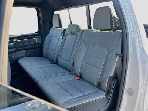 Used 2023 RAM 1500 Big Horn AWD/4WD image 23