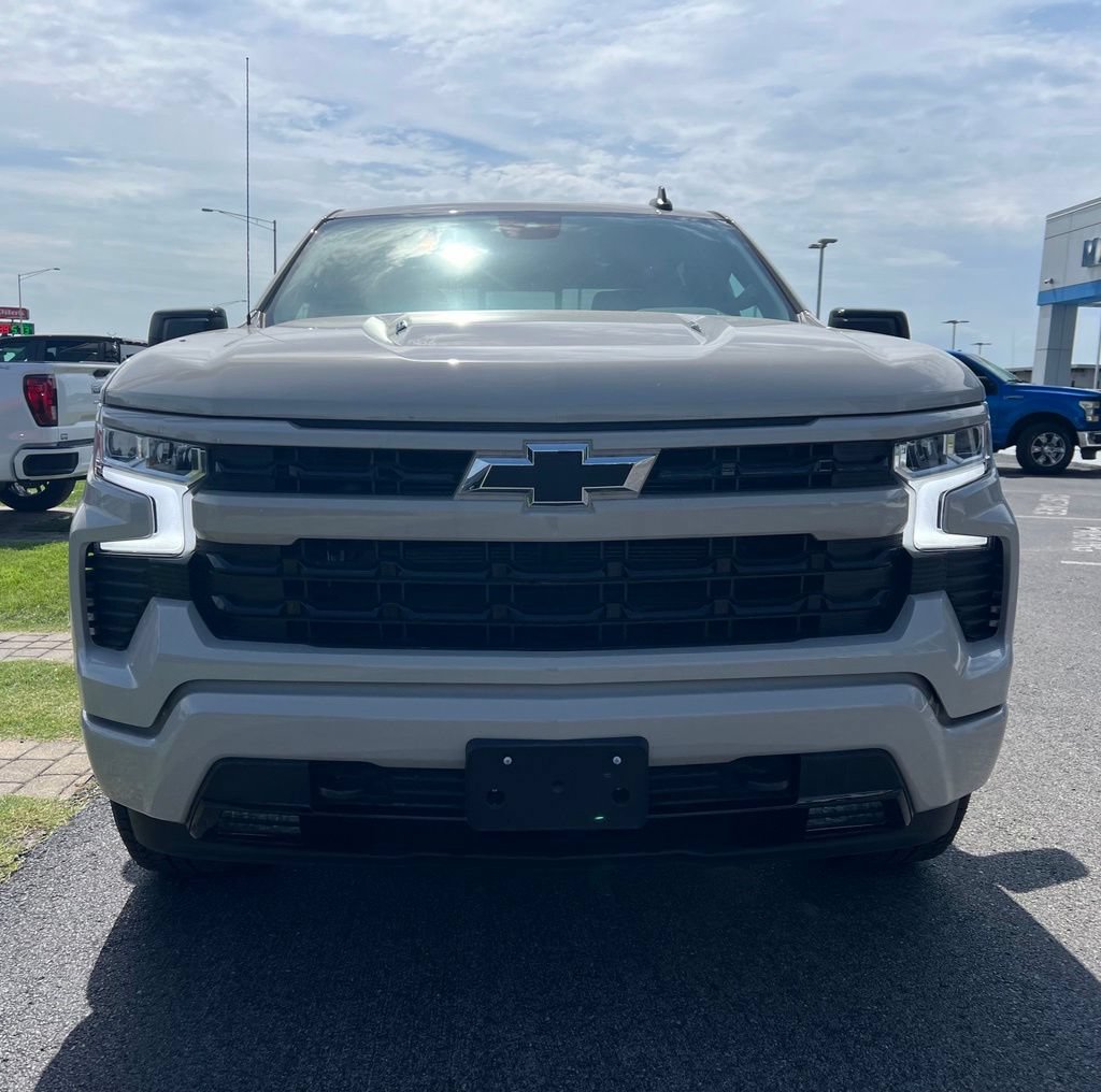 New 2026 Chevrolet Silverado 1500 RST w/ Z71 Off-Road Package AWD/4WD image 3