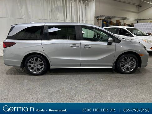 Certified 2026 Honda Odyssey Touring image 9