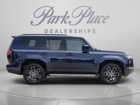 Used 2026 Lexus GX 550 AWD/4WD image 6