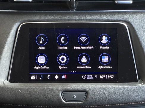Used 2023 Cadillac XT4 Sport w/ Enhanced Visibility Package FWD image 15