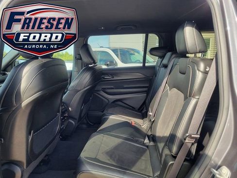 Used 2024 Jeep Grand Cherokee L Laredo AWD/4WD image 24