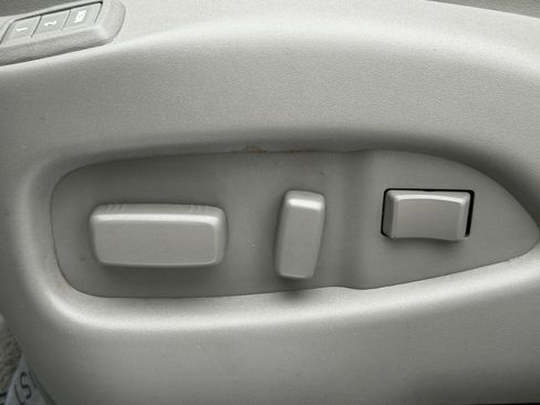 Used 2011 Cadillac SRX Performance FWD image 16