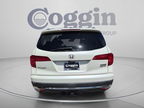 Used 2016 Honda Pilot Touring image 4