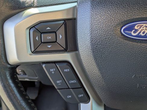 Used 2022 Ford F250 Lariat w/ Lariat Value Package image 17