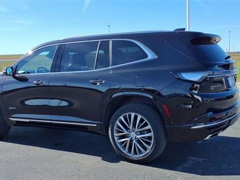Certified 2025 Buick Enclave Avenir w/ Super Cruise Package image 6