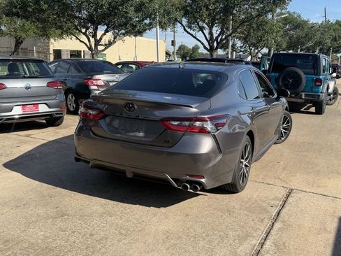 Used 2023 Toyota Camry LE w/ Convenience Package FWD image 5
