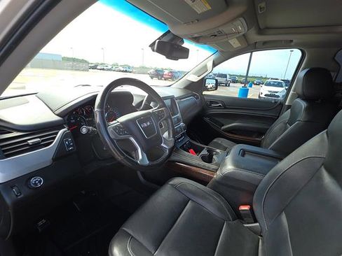 Used 2019 GMC Yukon XL SLT w/ Open Road Package RWD image 12