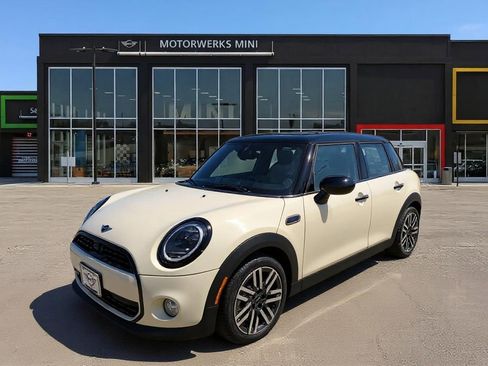 New 2026 MINI Cooper 4-Door Hardtop image 1