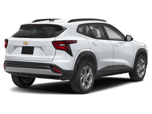 Certified 2025 Chevrolet Trax LT w/ Driver Confidence Package FWD image 43