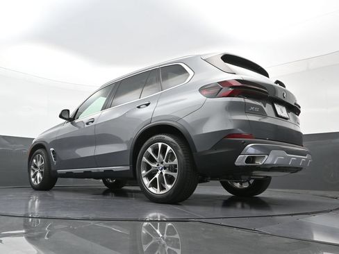 New 2026 BMW X5 xDrive40i w/ Climate Comfort Package AWD/4WD image 26