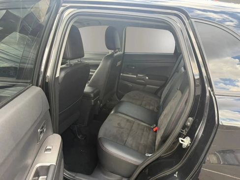 Used 2018 Mitsubishi Outlander Sport SE AWD/4WD image 28