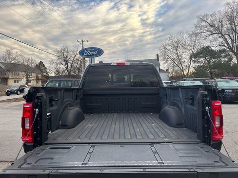 Used 2022 Ford F150 XLT w/ Equipment Group 302A High image 11