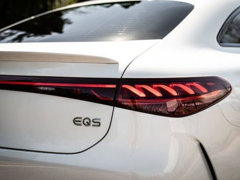 Used 2023 Mercedes-Benz EQS AMG Base image 17