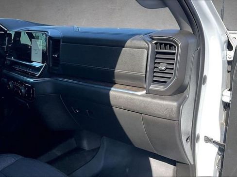 Used 2024 Chevrolet Silverado 2500 LT w/ Convenience Package AWD/4WD image 14