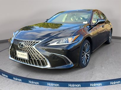 New 2025 Lexus ES 350 w/ Premium Package