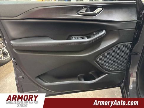 New 2026 Jeep Grand Cherokee Laredo X image 7