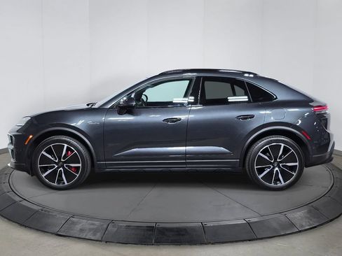 Certified 2025 Porsche Macan Turbo Electric AWD/4WD image 2