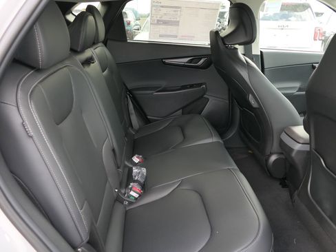 New 2025 Kia EV6 Wind image 21