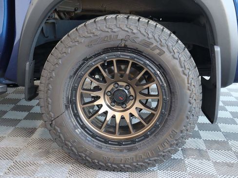 Used 2022 Nissan Frontier PRO-4X w/ Technology Package image 17