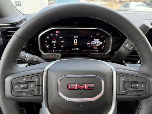 New 2026 GMC Sierra 2500 SLT w/ SLT Convenience Package image 27