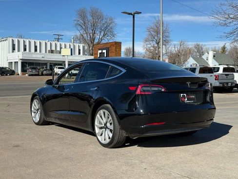Used 2018 Tesla Model 3 Long Range image 3
