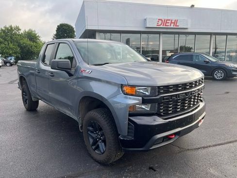 Used 2020 Chevrolet Silverado 1500 Custom Trail Boss w/ Custom Convenience Package AWD/4WD image 1