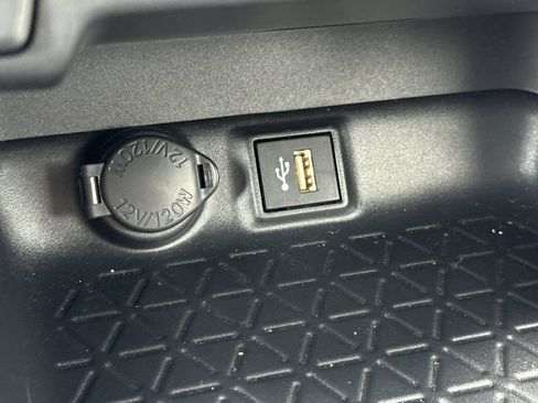 Certified 2025 Toyota RAV4 LE FWD image 32
